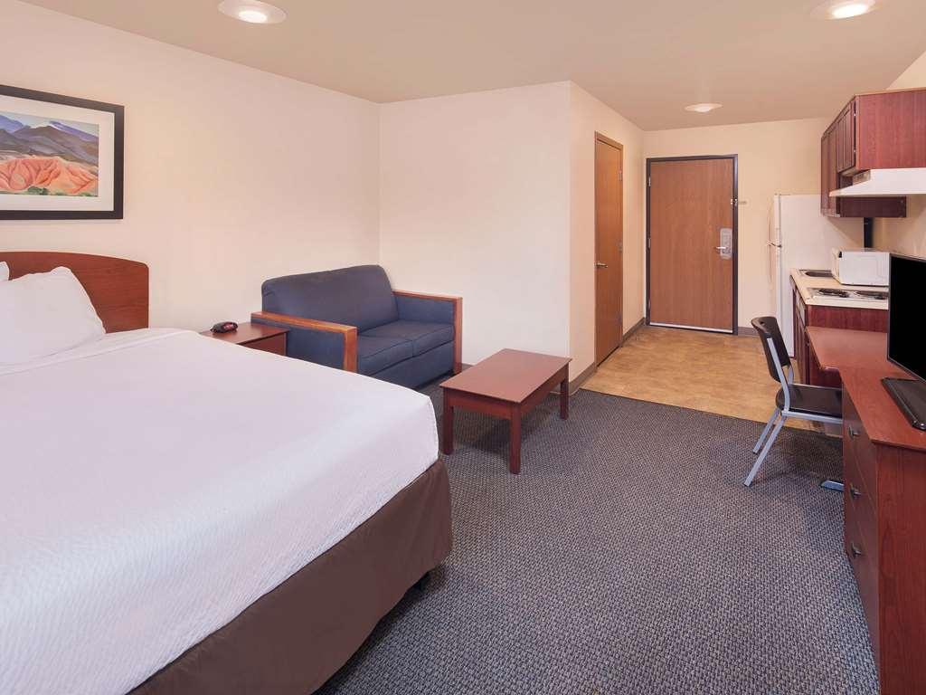 Extended Stay America Select Suites - Lake Worth Lake Worth Beach Room photo